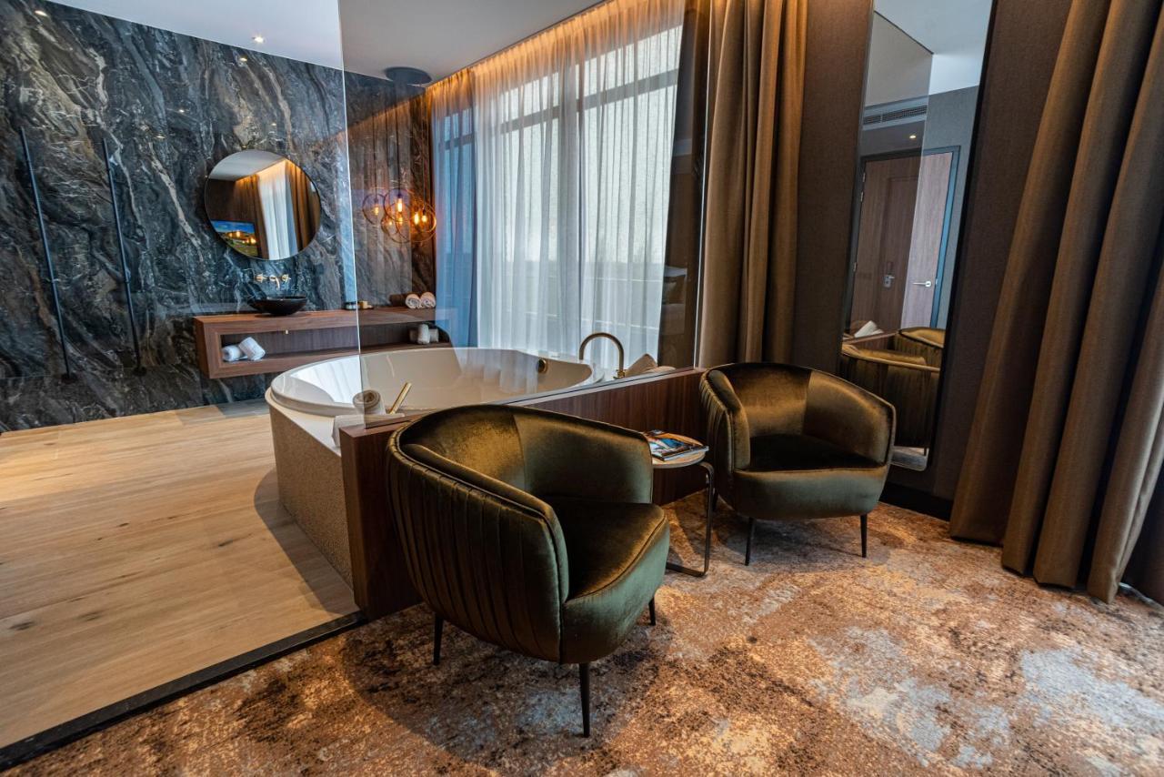 Der Valk Hotel 4*